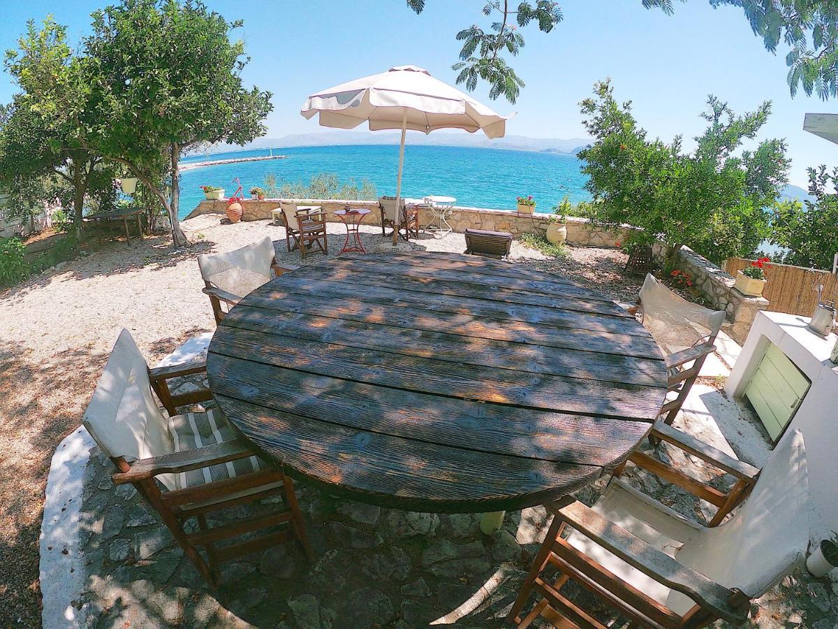 Kiveri 1876 Traditional Seafront Cottage Extérieur photo